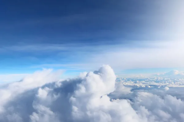 Microsoft, hibrit fiziksel güvenliği Azure ile ölçekledi