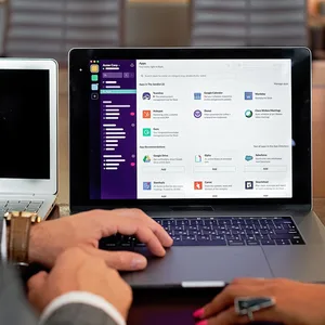 SharePoint Embedded ile Vektör Veritabanısız AI Uygulaması